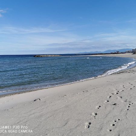 Le Soleil Bleu Wifi Clim Villa Le Barcares Bagian luar foto